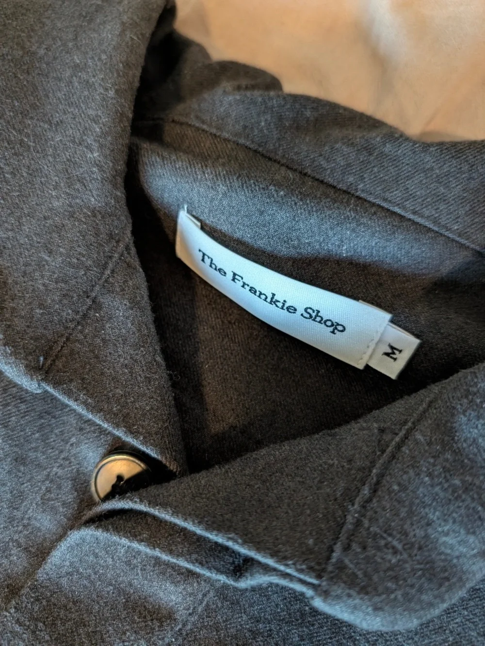 Dennis Drawstring-Hem Twill Polo Shirt - The Frankie Shop - Picture 5 of 5